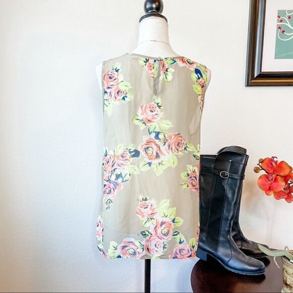 🍋 Bobbie Brooks • Semi-Sheer Sleeveless Floral Top - Picture 4 of 8